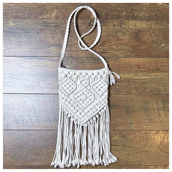 Crossi Macrame Hobo Bag - Picture 3 of 7